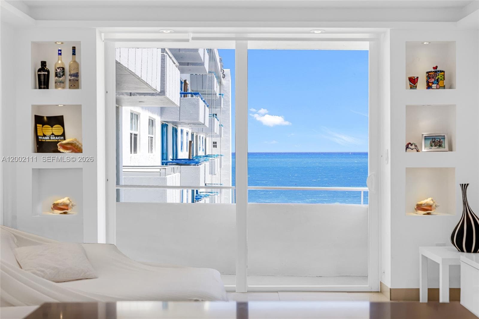 465 Ocean Dr 906 photo 8