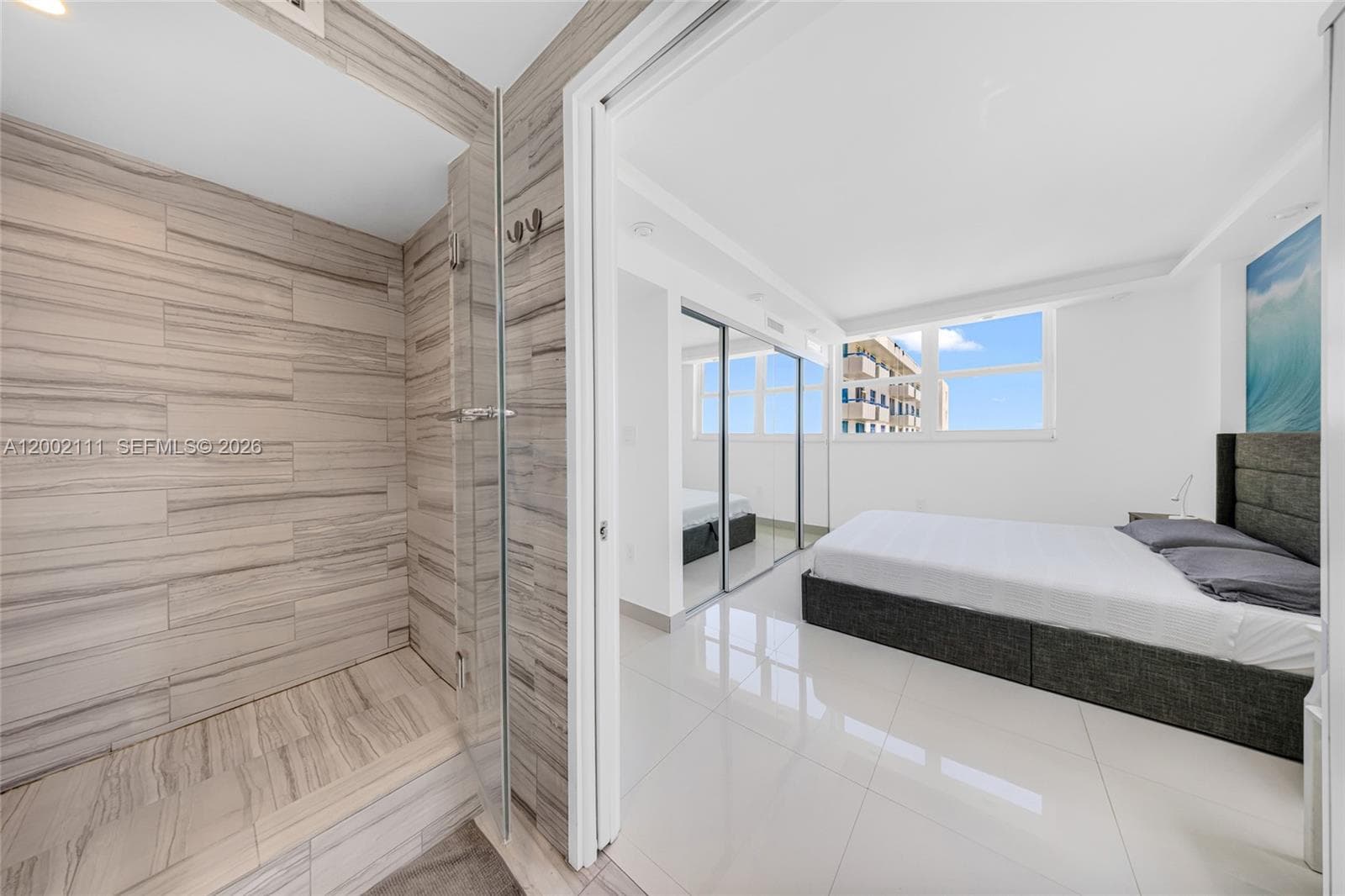 465 Ocean Dr 906 photo 25