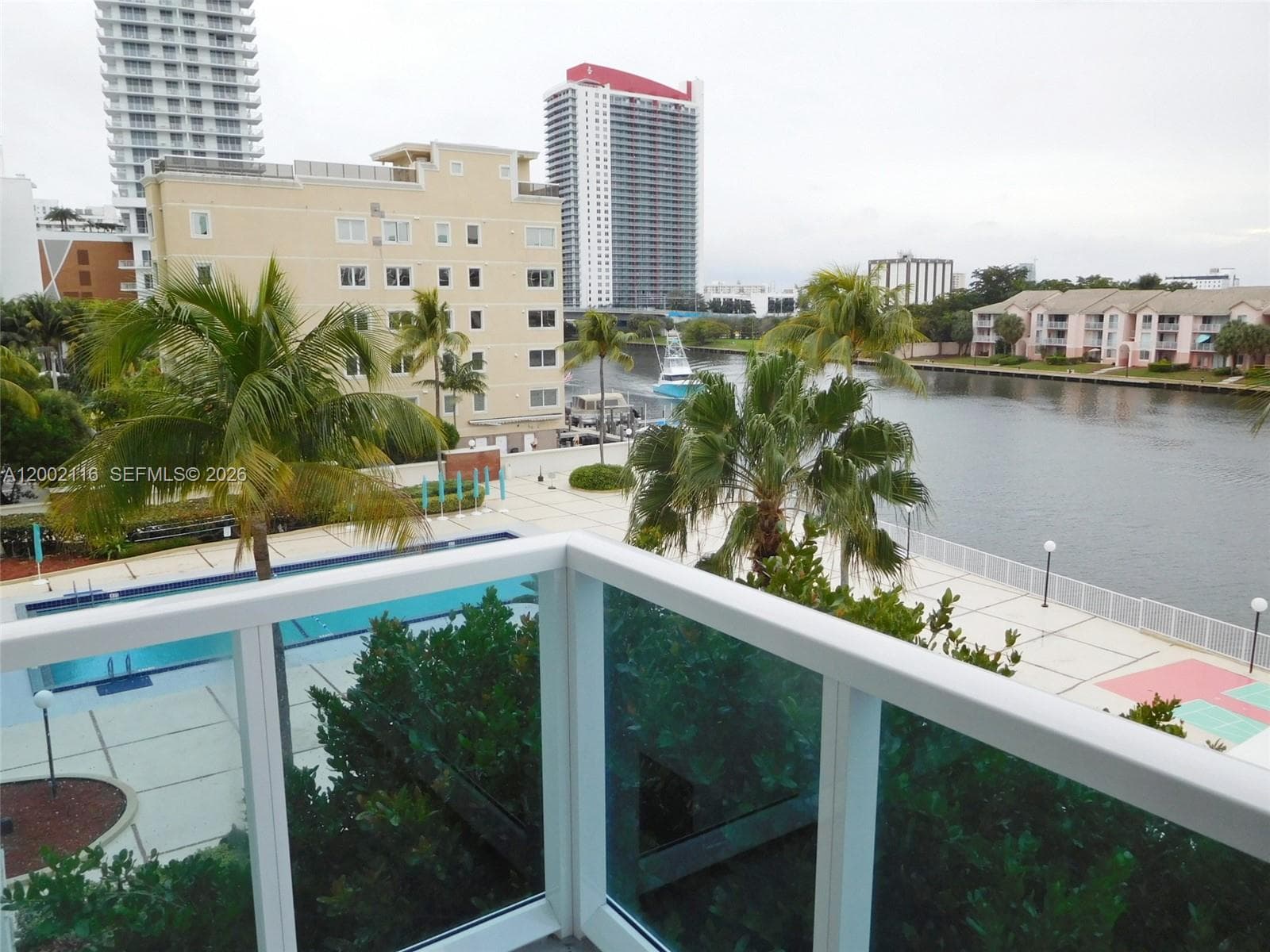 3800 S Ocean Dr 305 photo 16