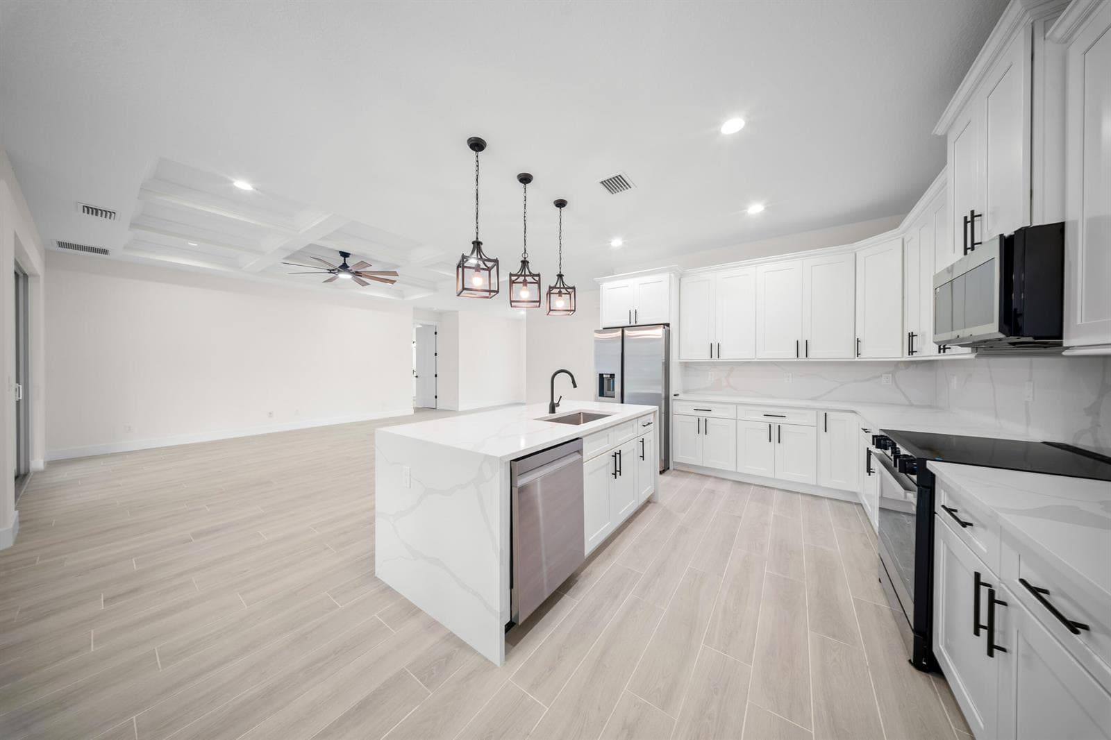 11255 52nd Road N photo 9