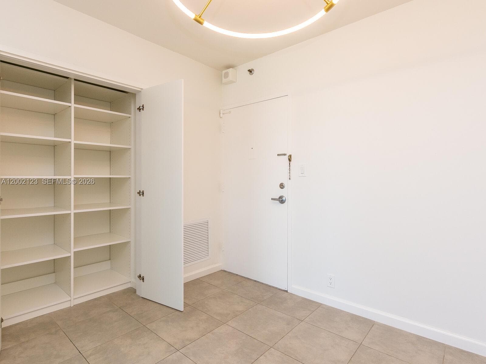 1000 West Ave 1432 photo 22