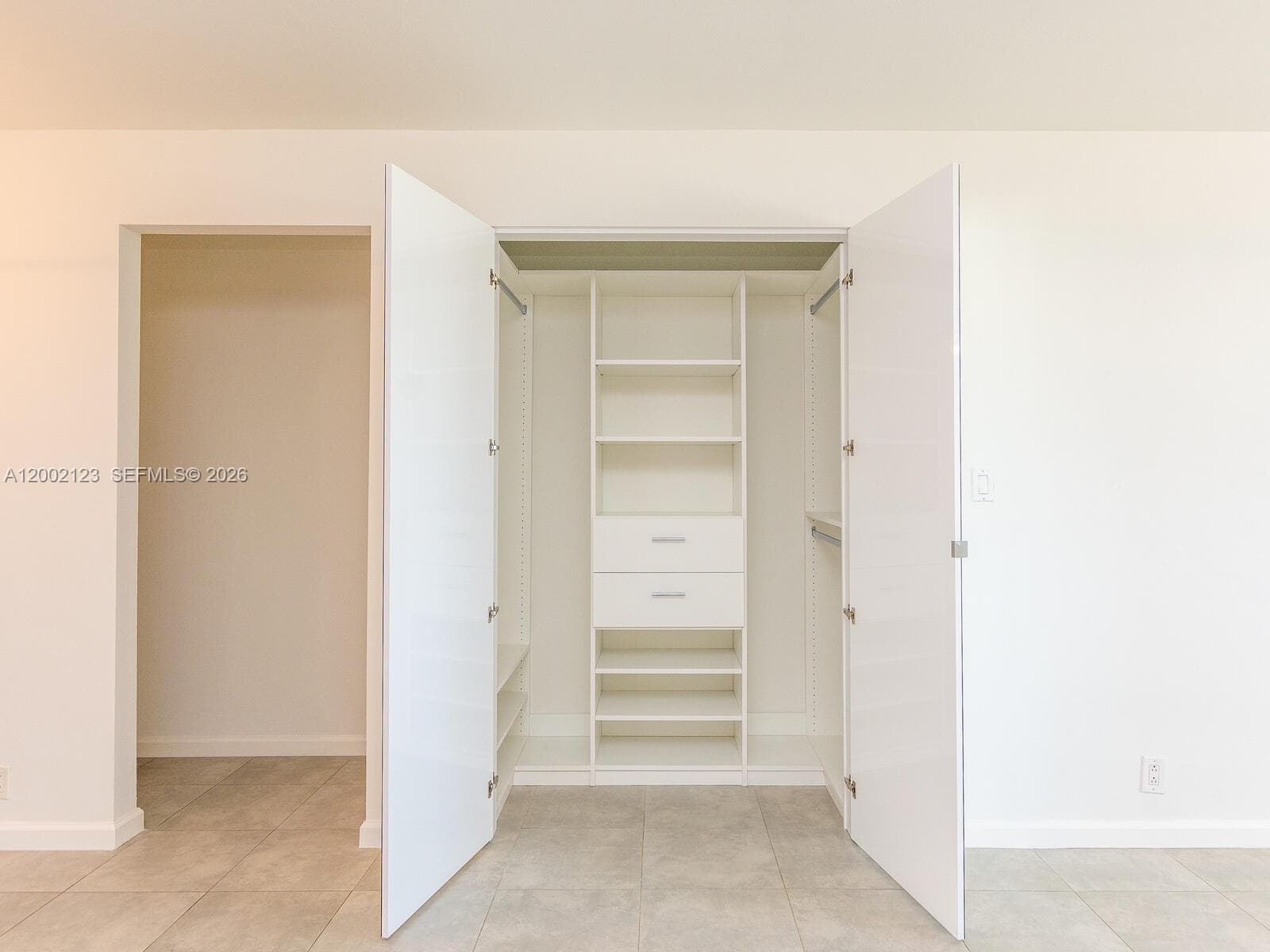 1000 West Ave 1432 photo 10