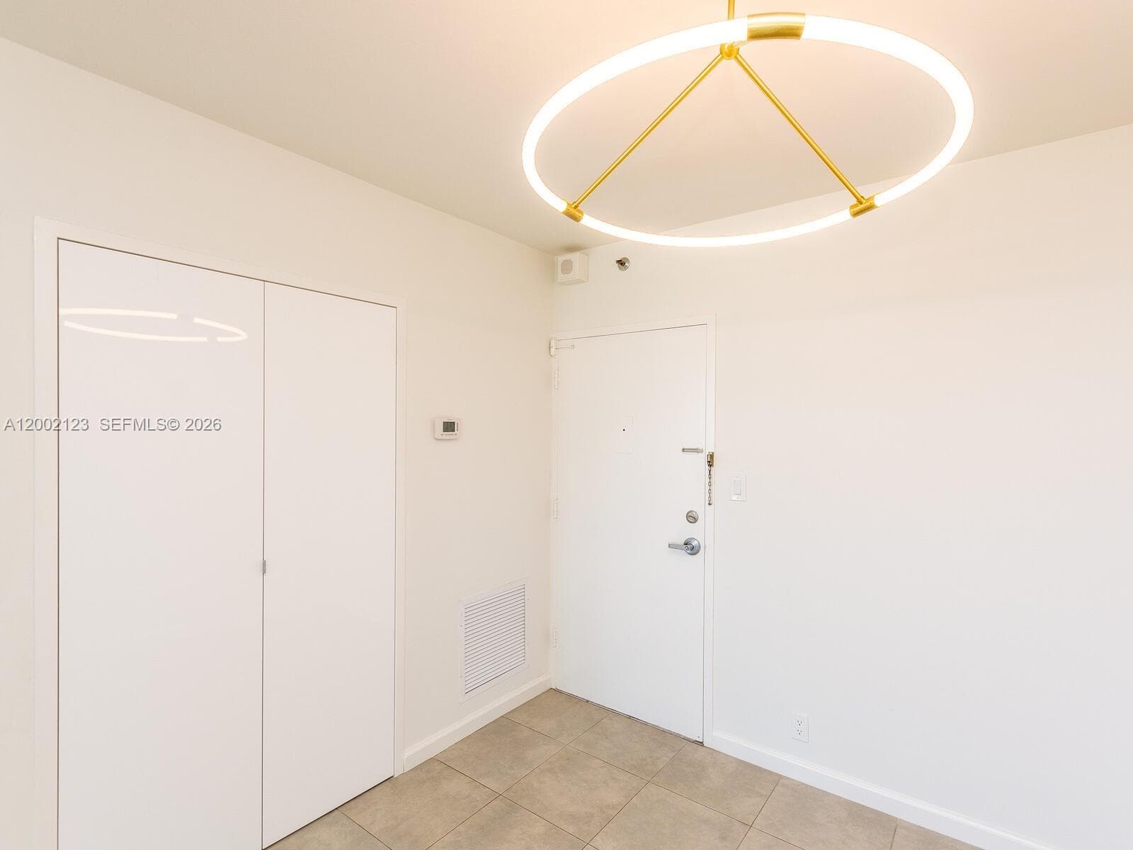 1000 West Ave 1432 photo 11