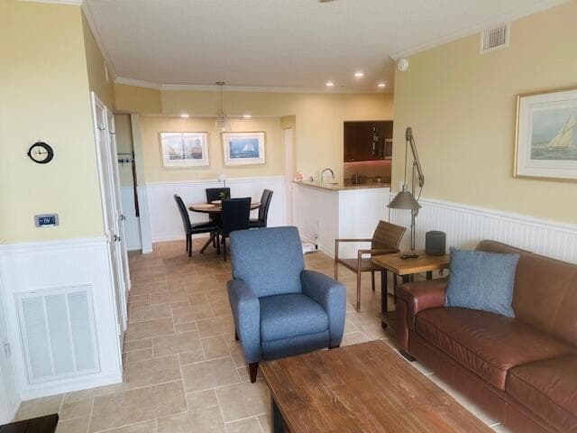 975 NW Flagler Avenue 403 photo 10