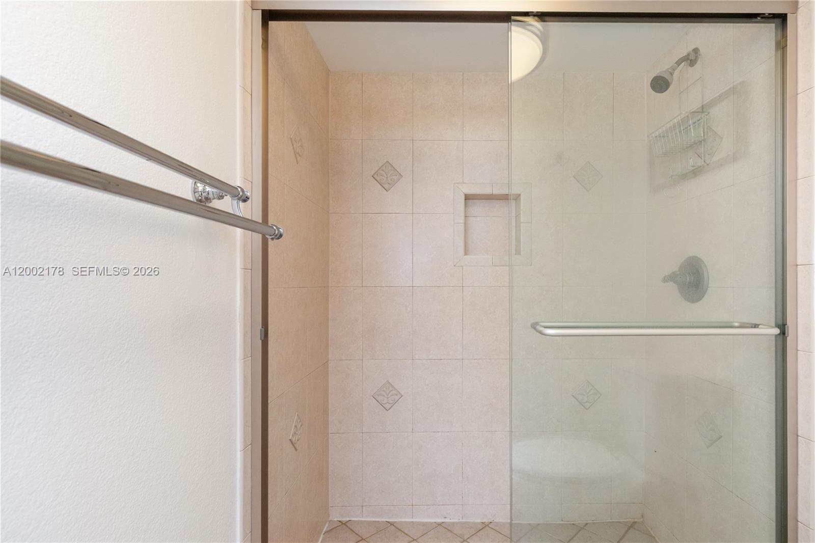 2030 Ocean Dr 1803 photo 23