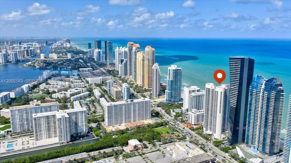 17201 Collins Ave 1107 photo 1