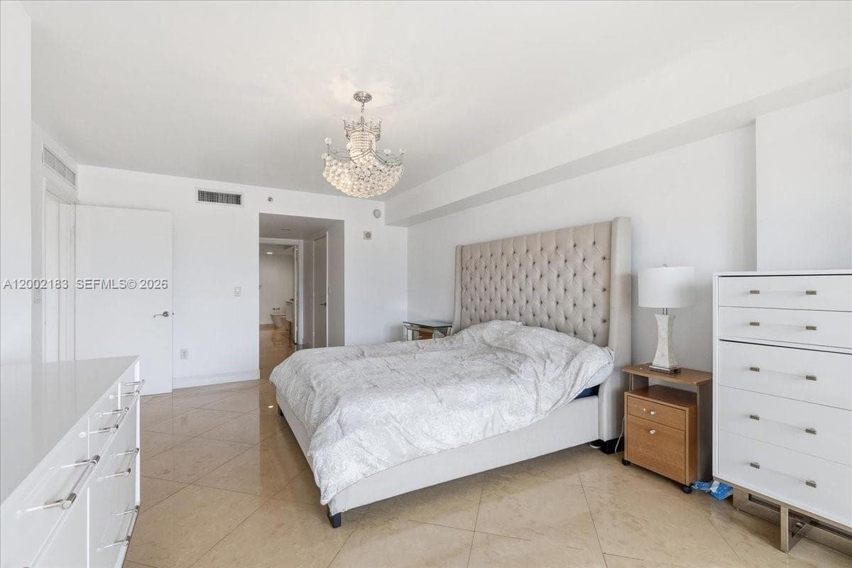 17201 Collins Ave 1107 photo 20