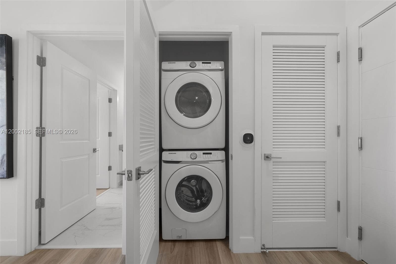 101 Diplomat Pkwy 908 photo 19