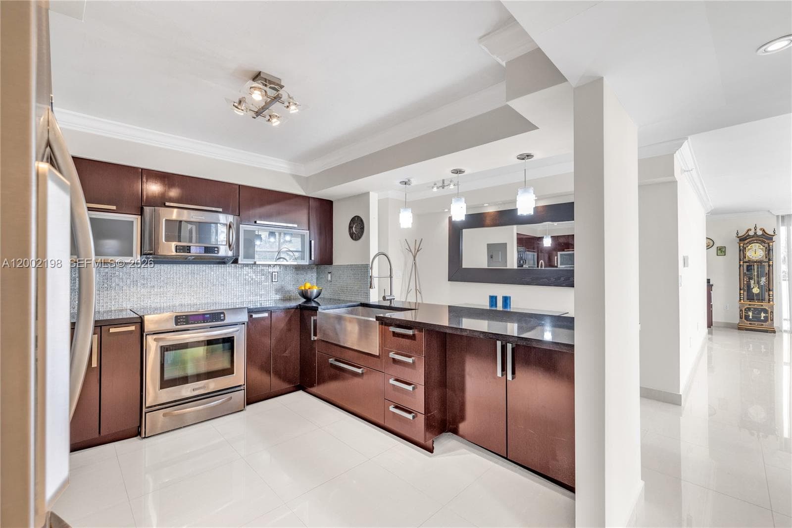 1623 Collins Ave 418 photo 11