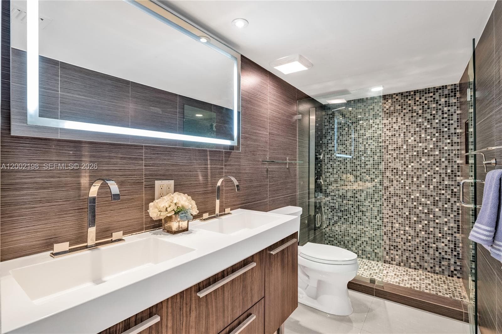 1623 Collins Ave 418 photo 19