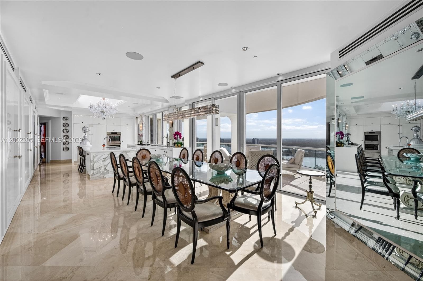 7000 Island Blvd PH-02 photo 23