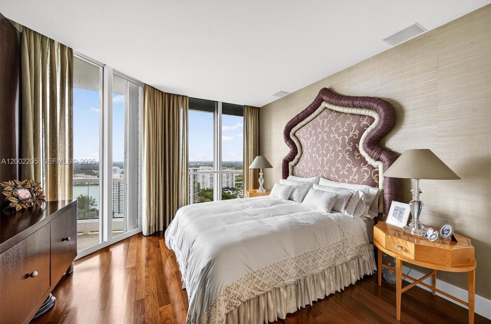 7000 Island Blvd PH-02 photo 16