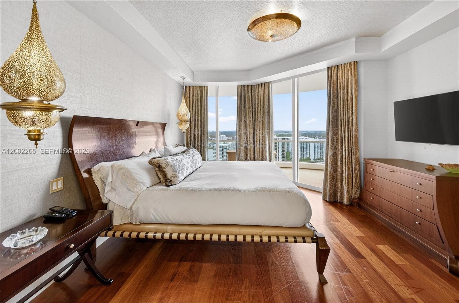 7000 Island Blvd PH-02 photo 15