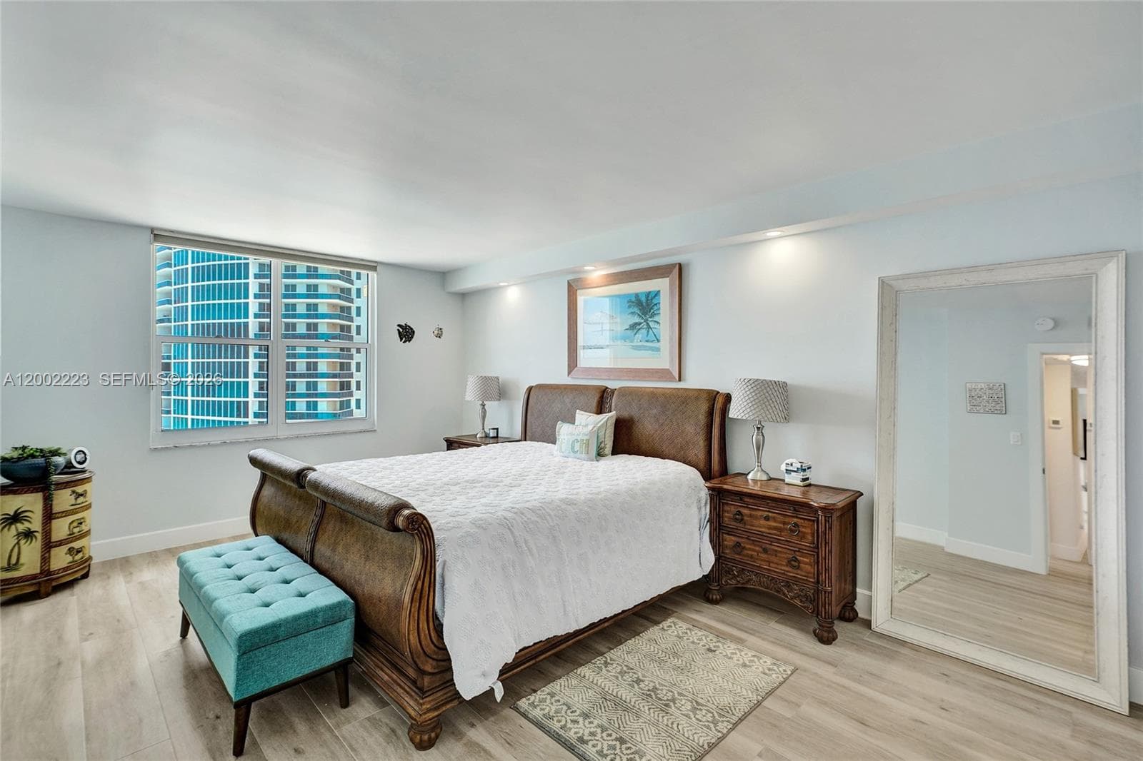 2501 Ocean Dr 1211 photo 17