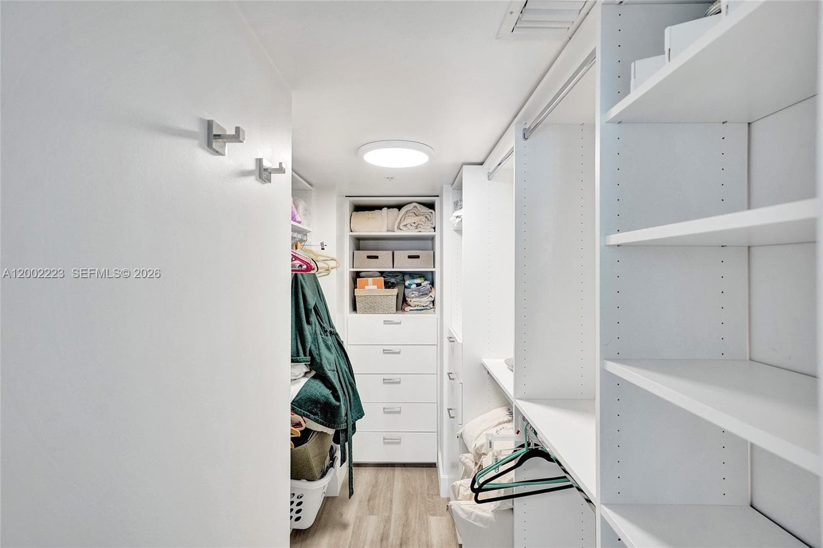 2501 Ocean Dr 1211 photo 21