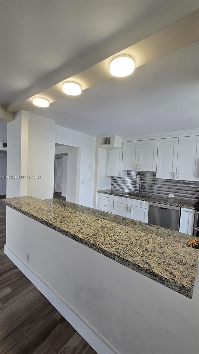 18151 NE 31ST CT 217 photo 10
