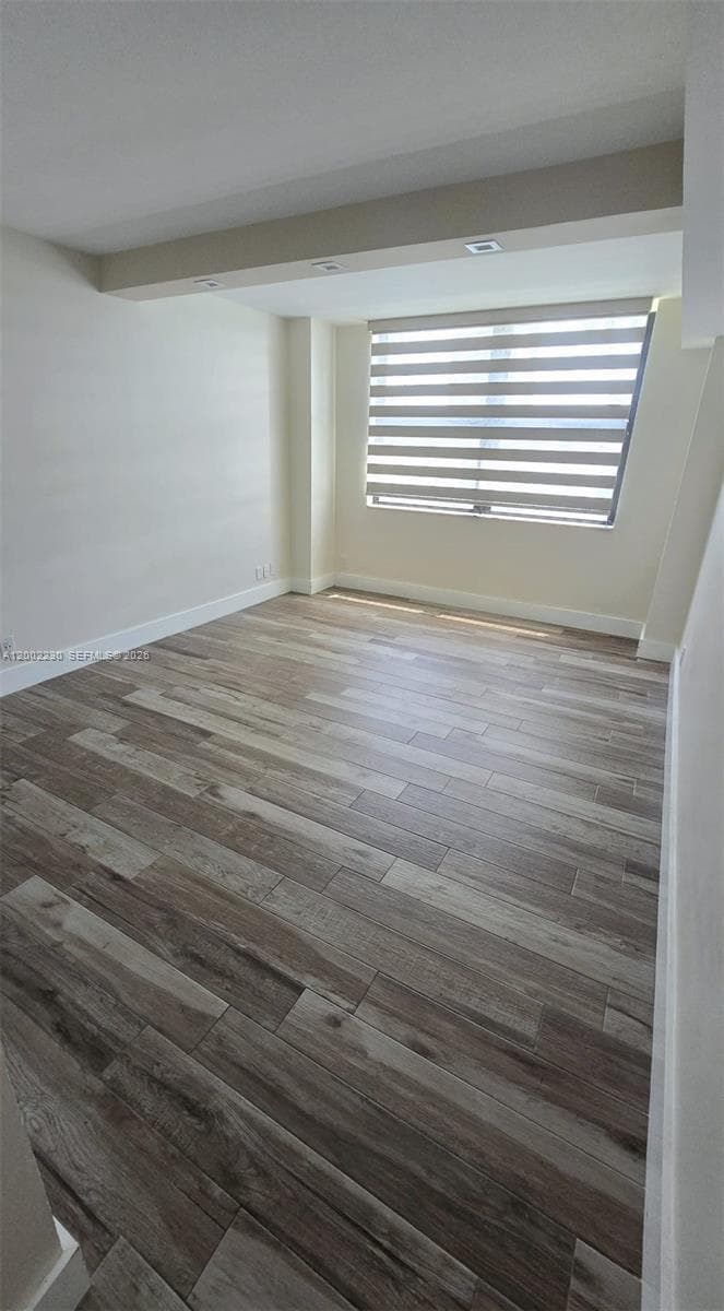 18151 31ST CT 217 photo 14