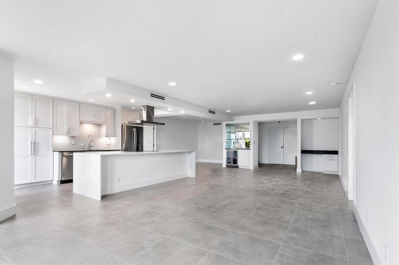 2778 S Ocean Boulevard 203s photo 3
