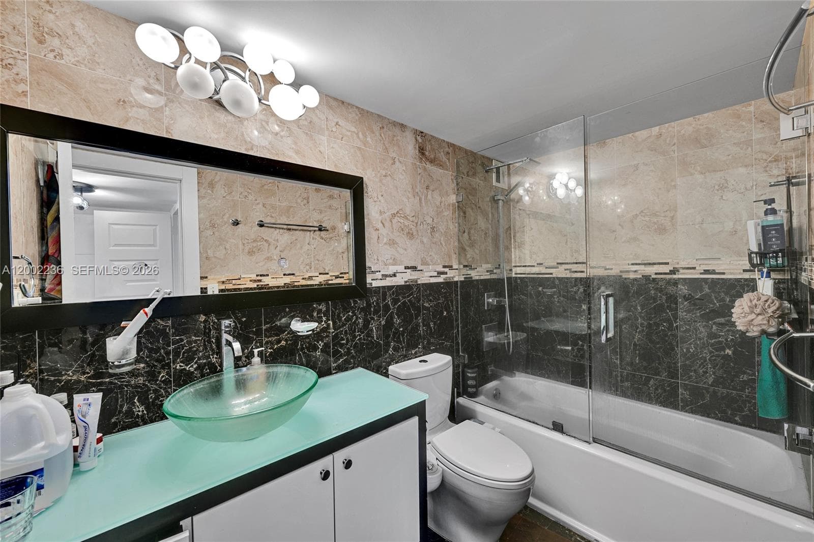 2030 Ocean Dr 2018 photo 12