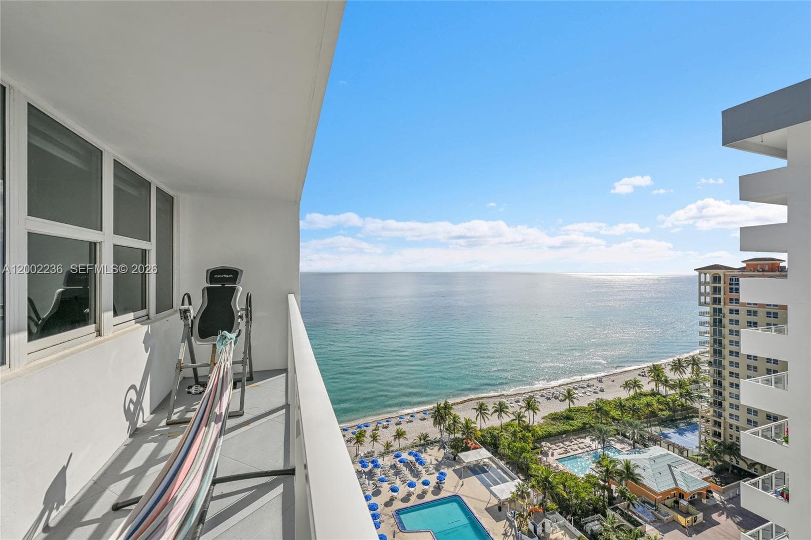 2030 Ocean Dr 2018 photo 3