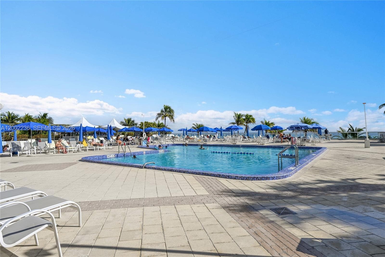 2030 Ocean Dr 2018 photo 19