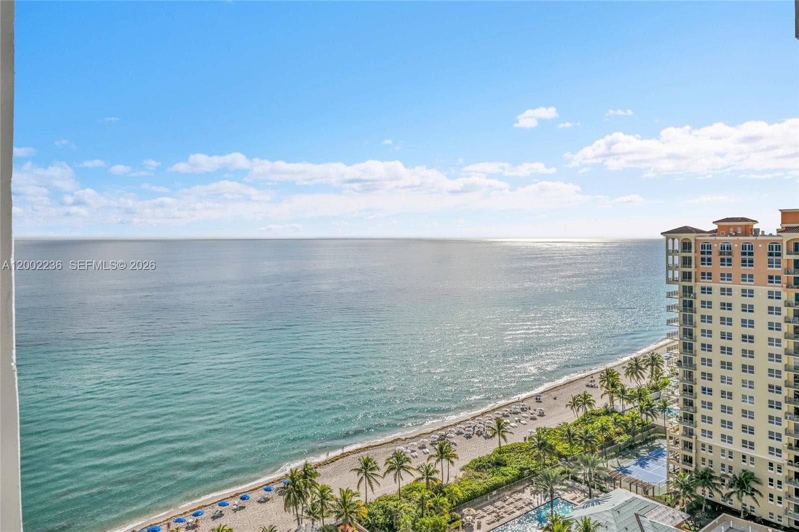 2030 Ocean Dr 2018 photo 4