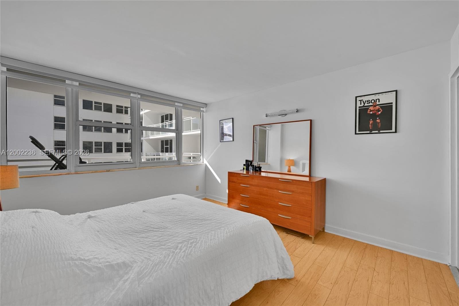 2030 Ocean Dr 2018 photo 8