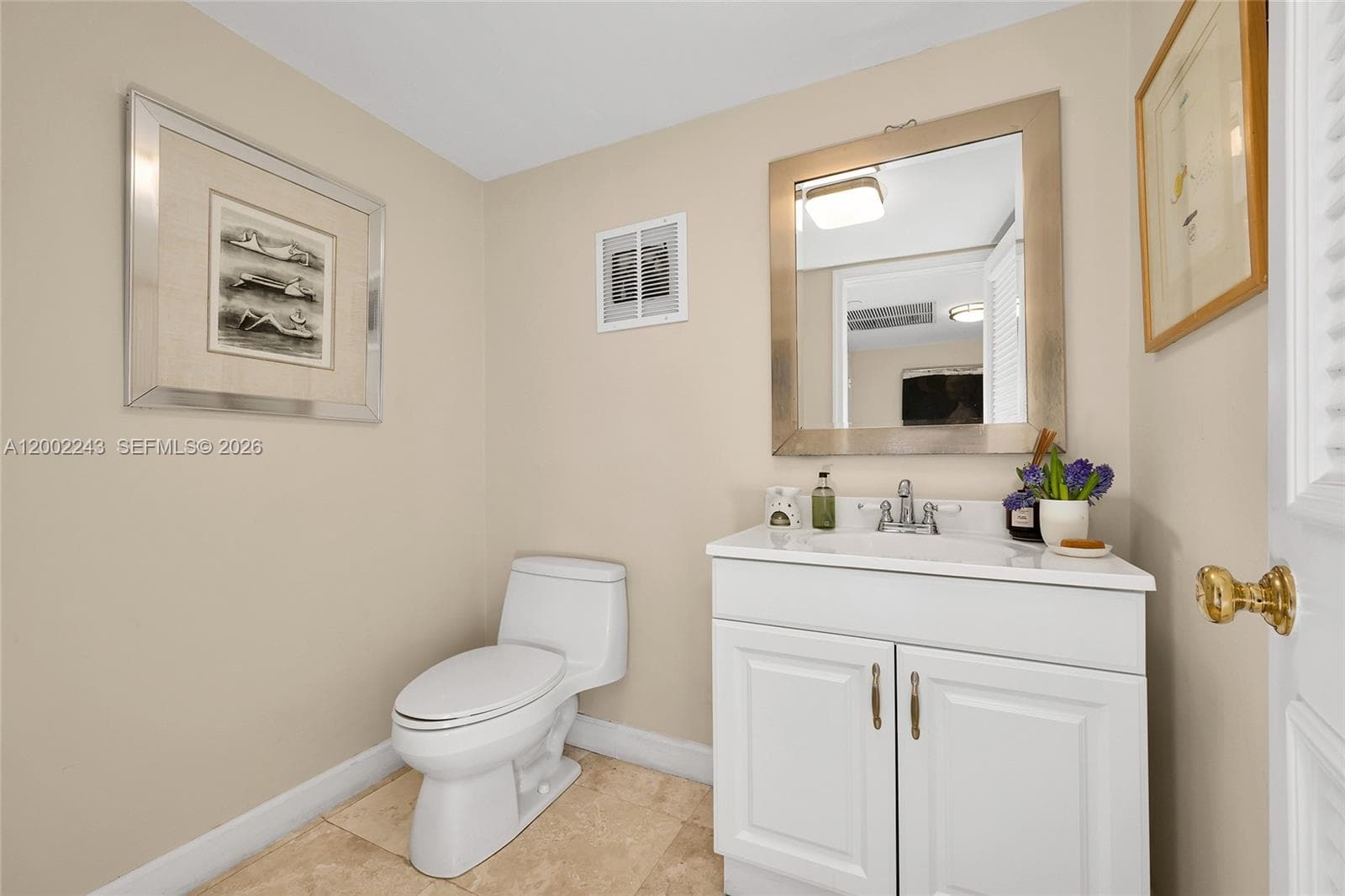 155 OCEAN LANE DR 1101 photo 18