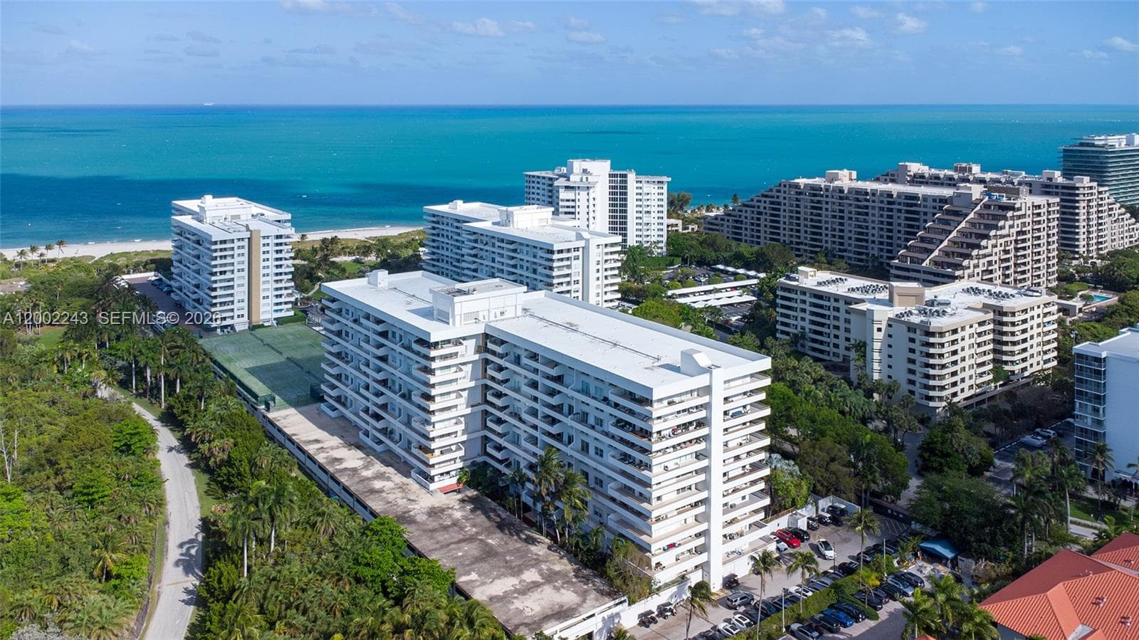 155 OCEAN LANE DR 1101 photo 11