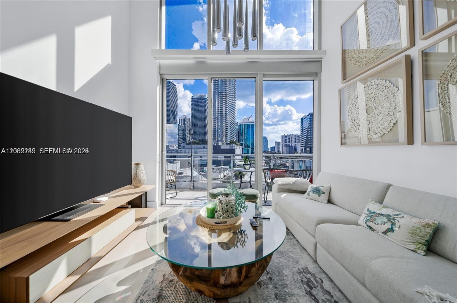 92 3rd St 902 photo 6