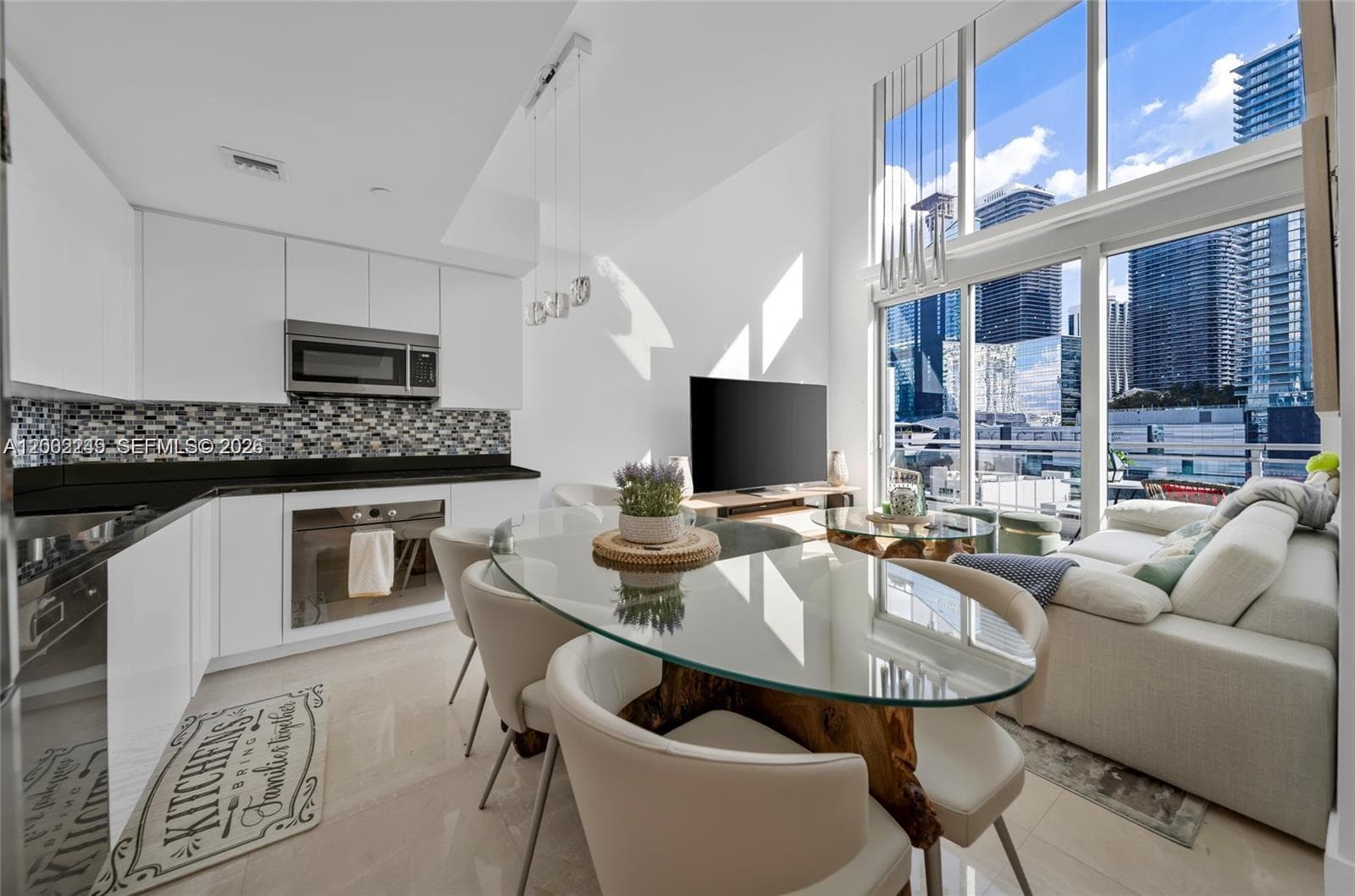 92 3rd St 902 photo 16