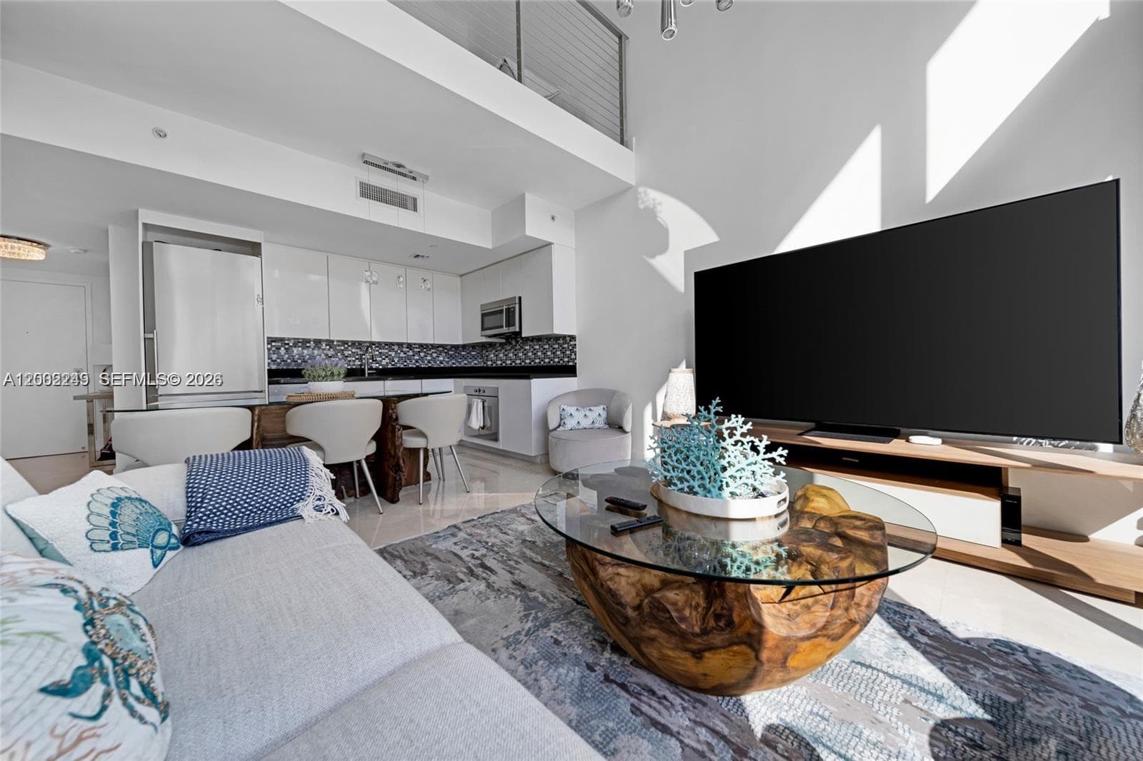 92 3rd St 902 photo 9