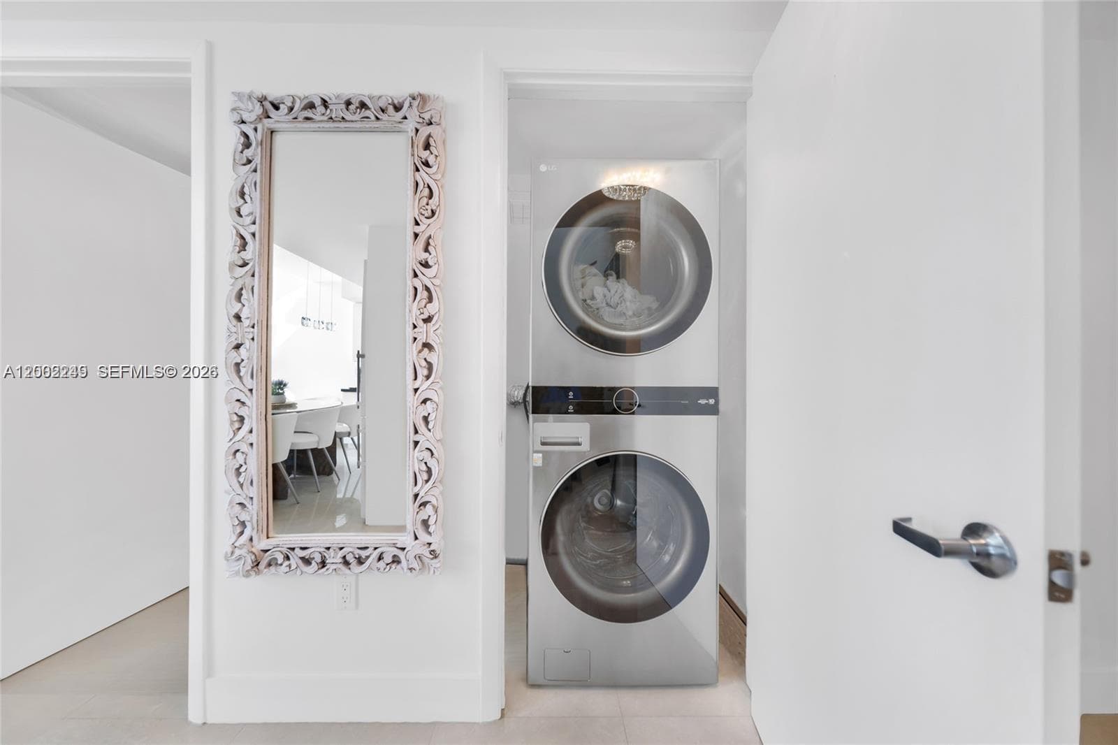 92 3rd St 902 photo 25