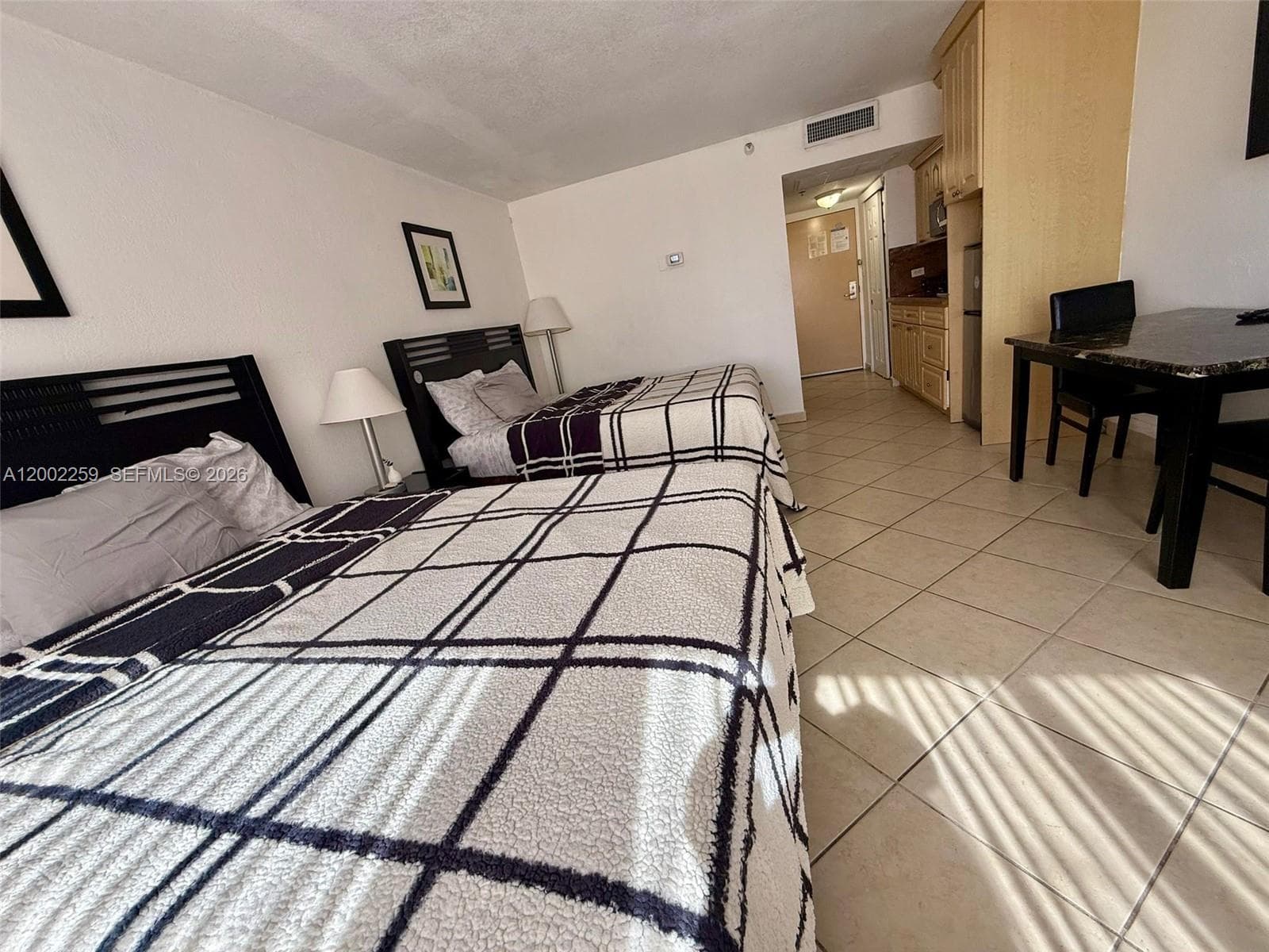 19201 Collins Ave 241 photo 7