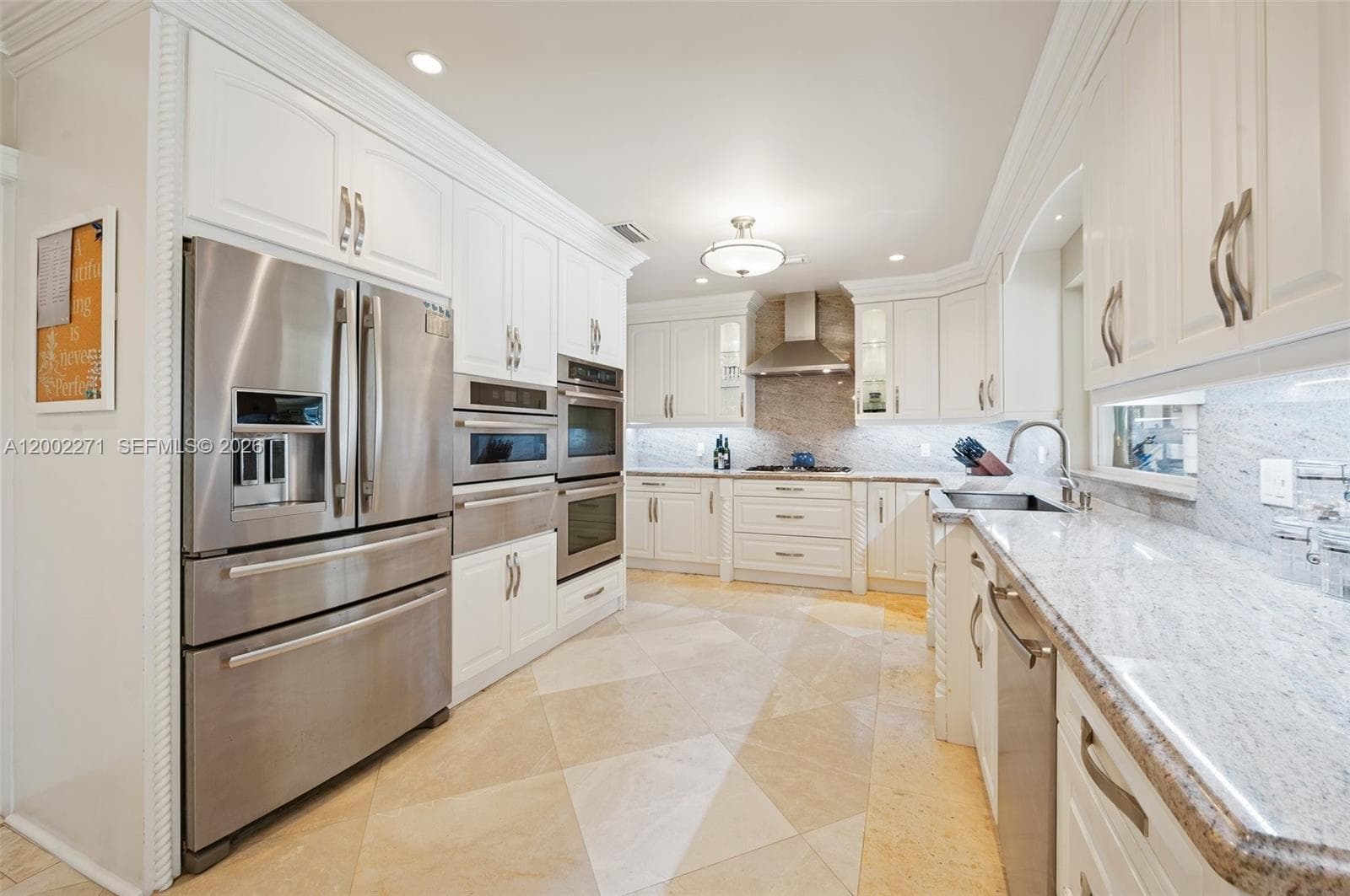 10740 74th Ct photo 4