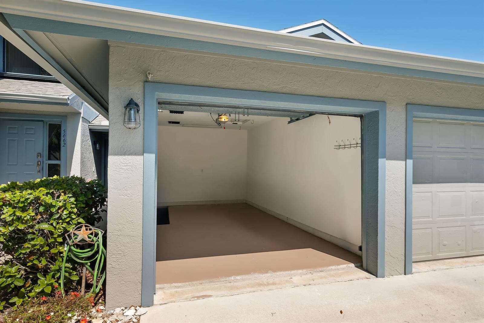 5662 SE Schooner Oaks Way photo 6