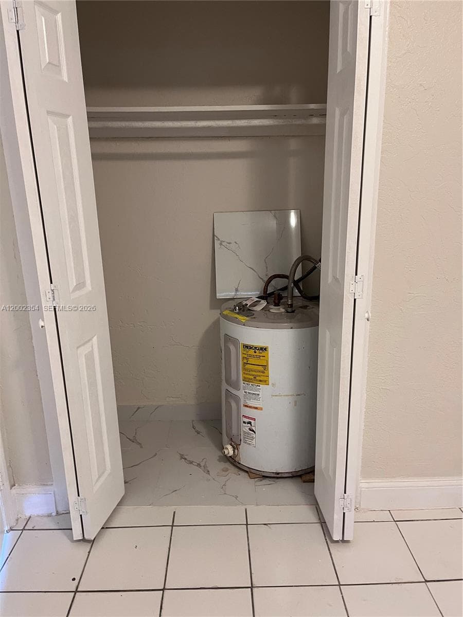 109 14th Way 2 photo 8