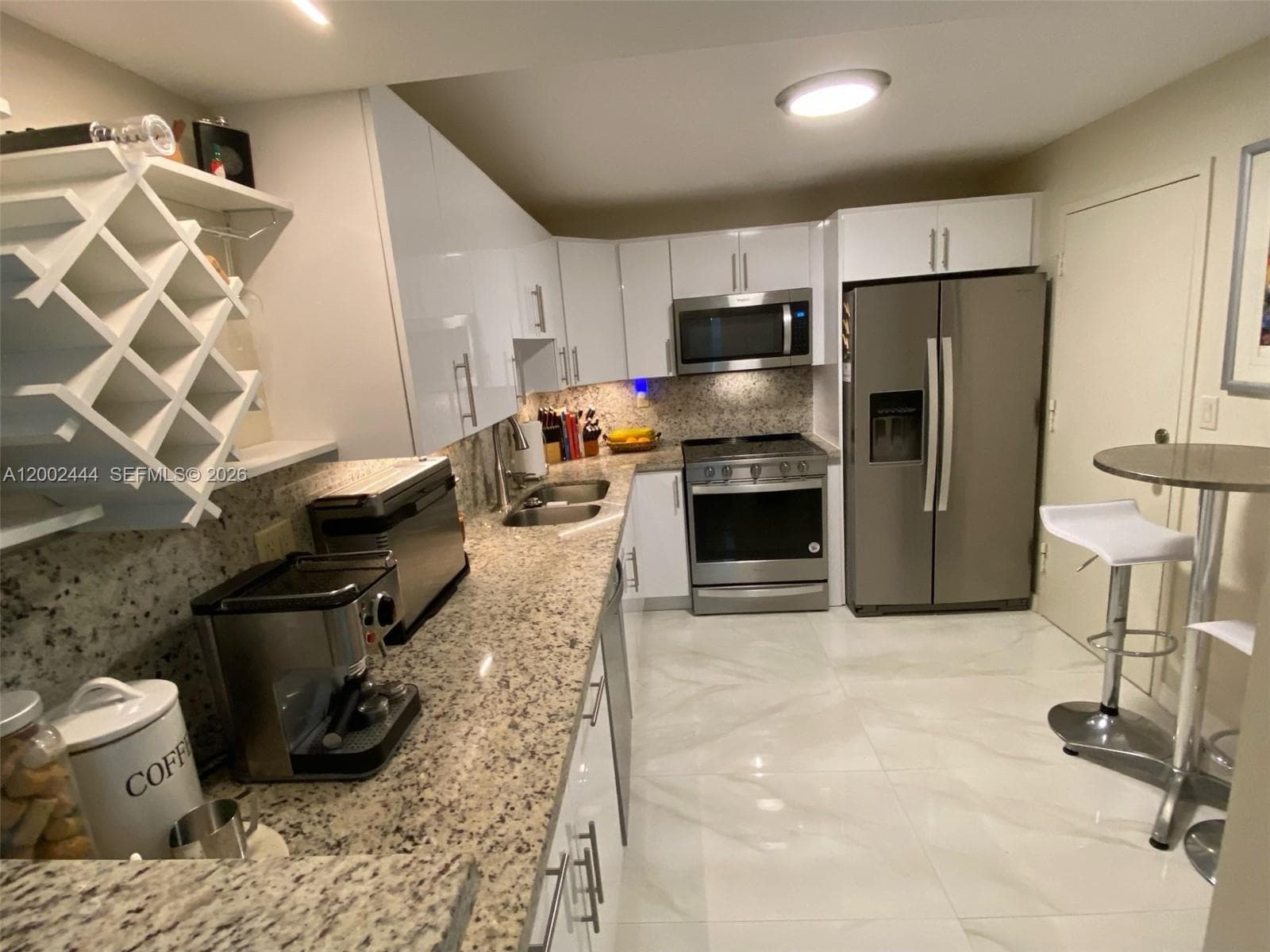 1833 S Ocean Dr 309 photo 1
