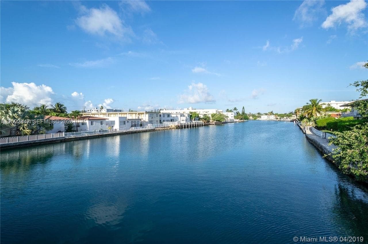 1255 Marseille Dr 20 photo 24