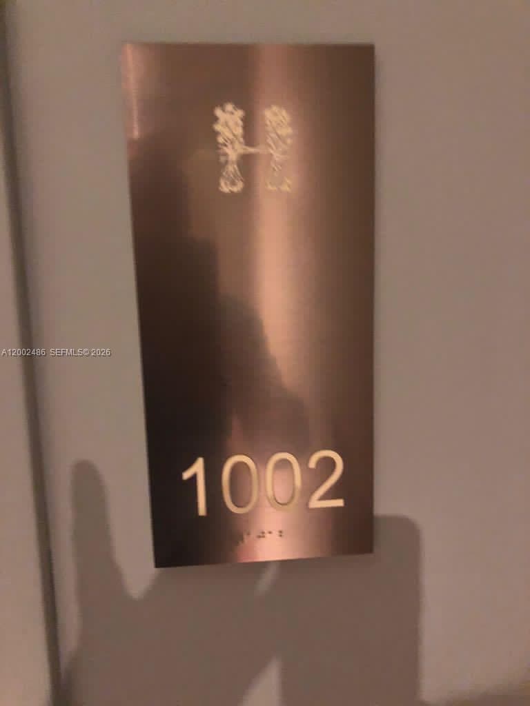 4111 Ocean Dr 1002 photo 3