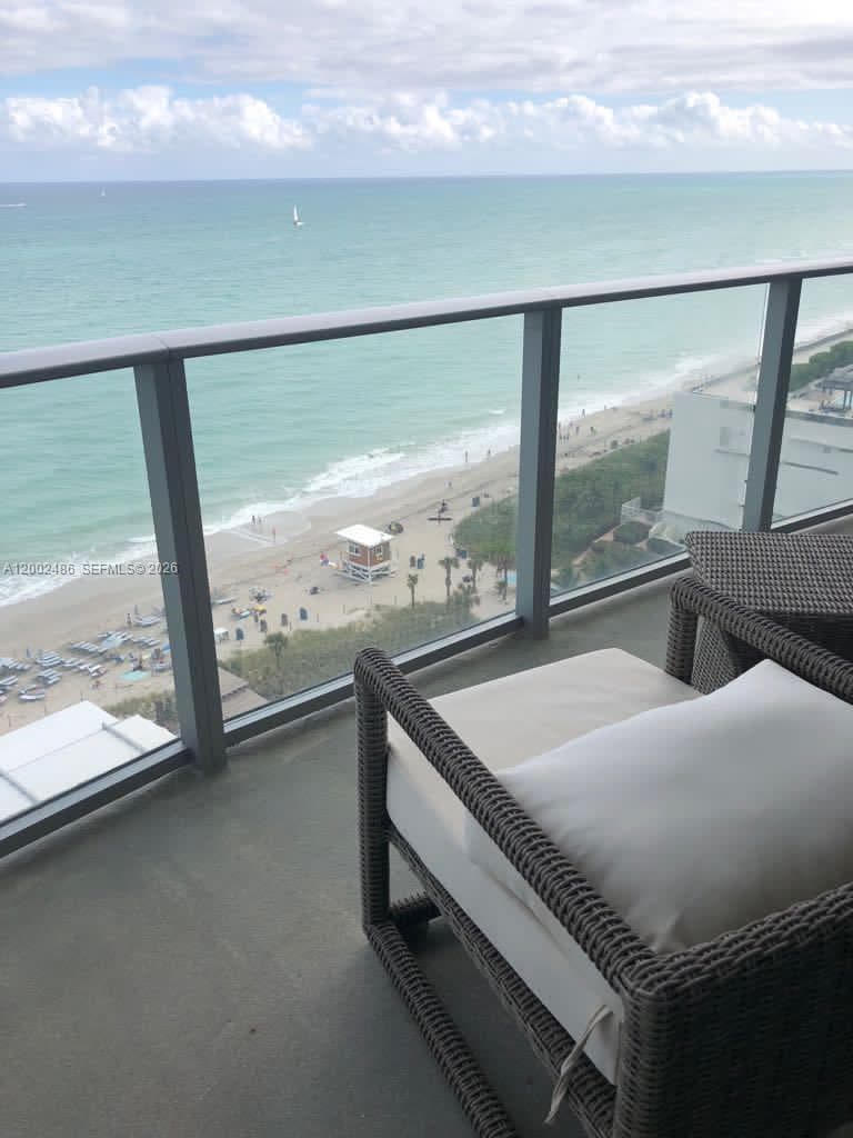 4111 S Ocean Dr 1002 photo 1