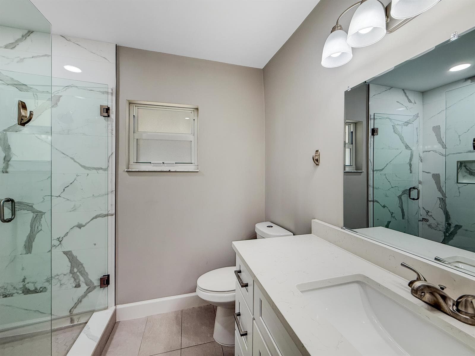 13586 Sabal Palm Court D photo 10