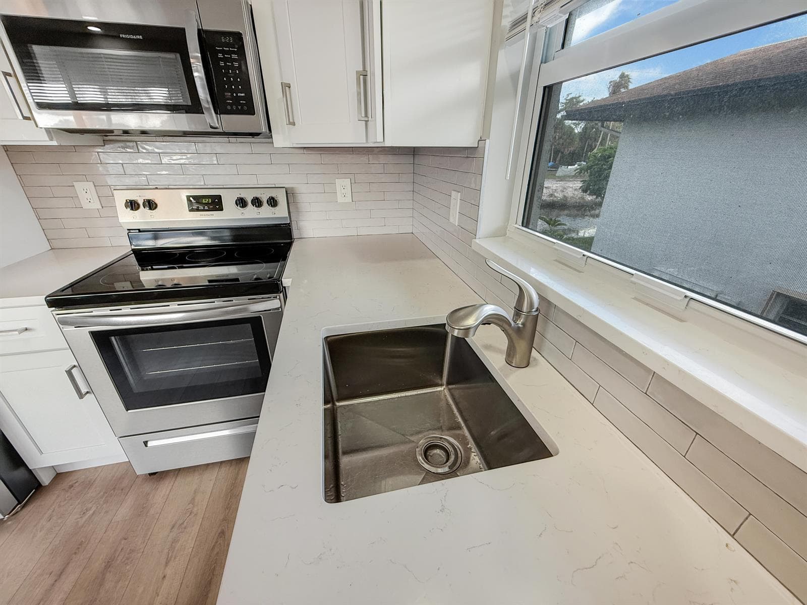 13586 Sabal Palm Court D photo 11
