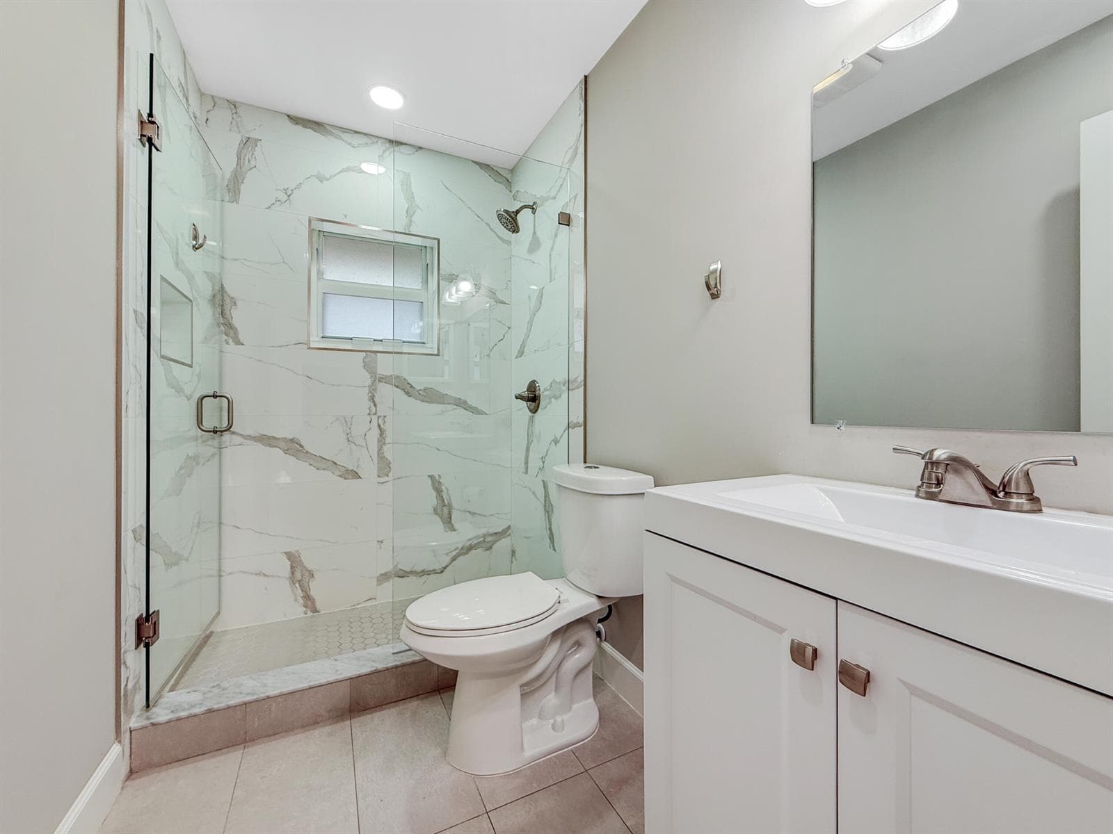 13586 Sabal Palm Court D photo 4
