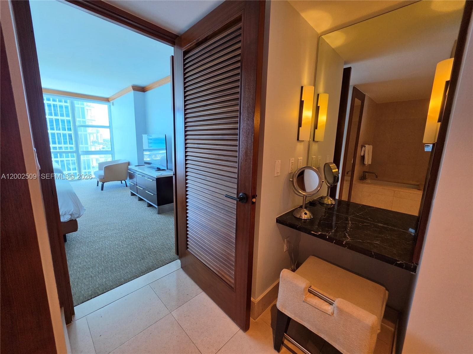 6801 Collins Ave 1014 Legal 1004 Door photo 23