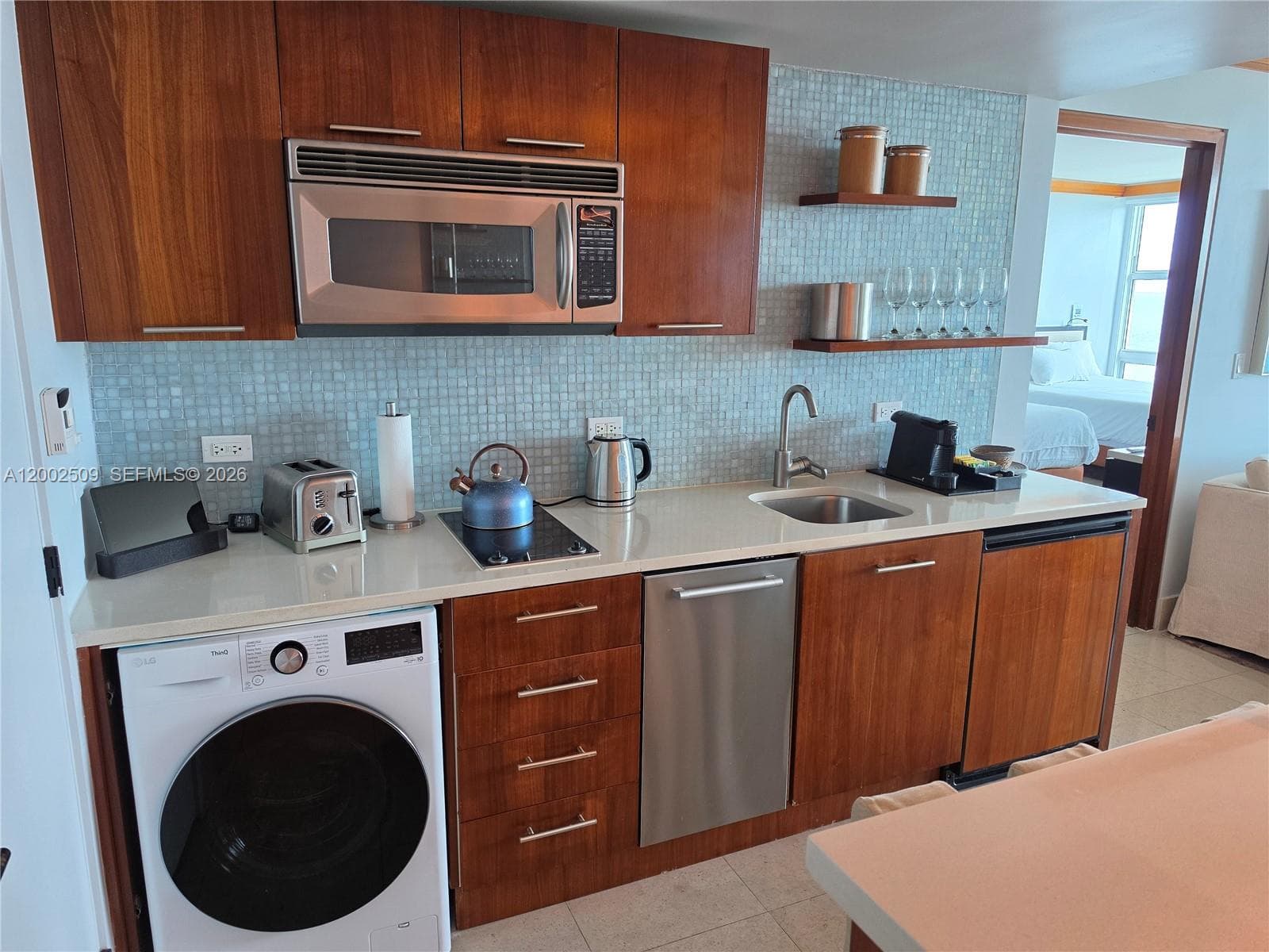 6801 Collins Ave 1014 Legal 1004 Door photo 9