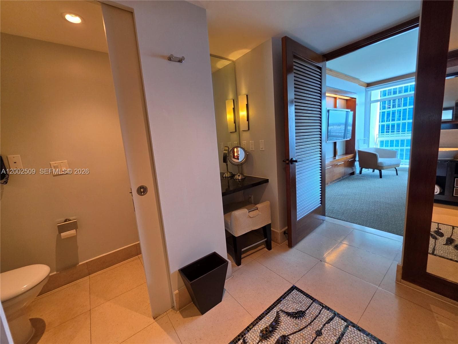 6801 Collins Ave 1014 Legal 1004 Door photo 15