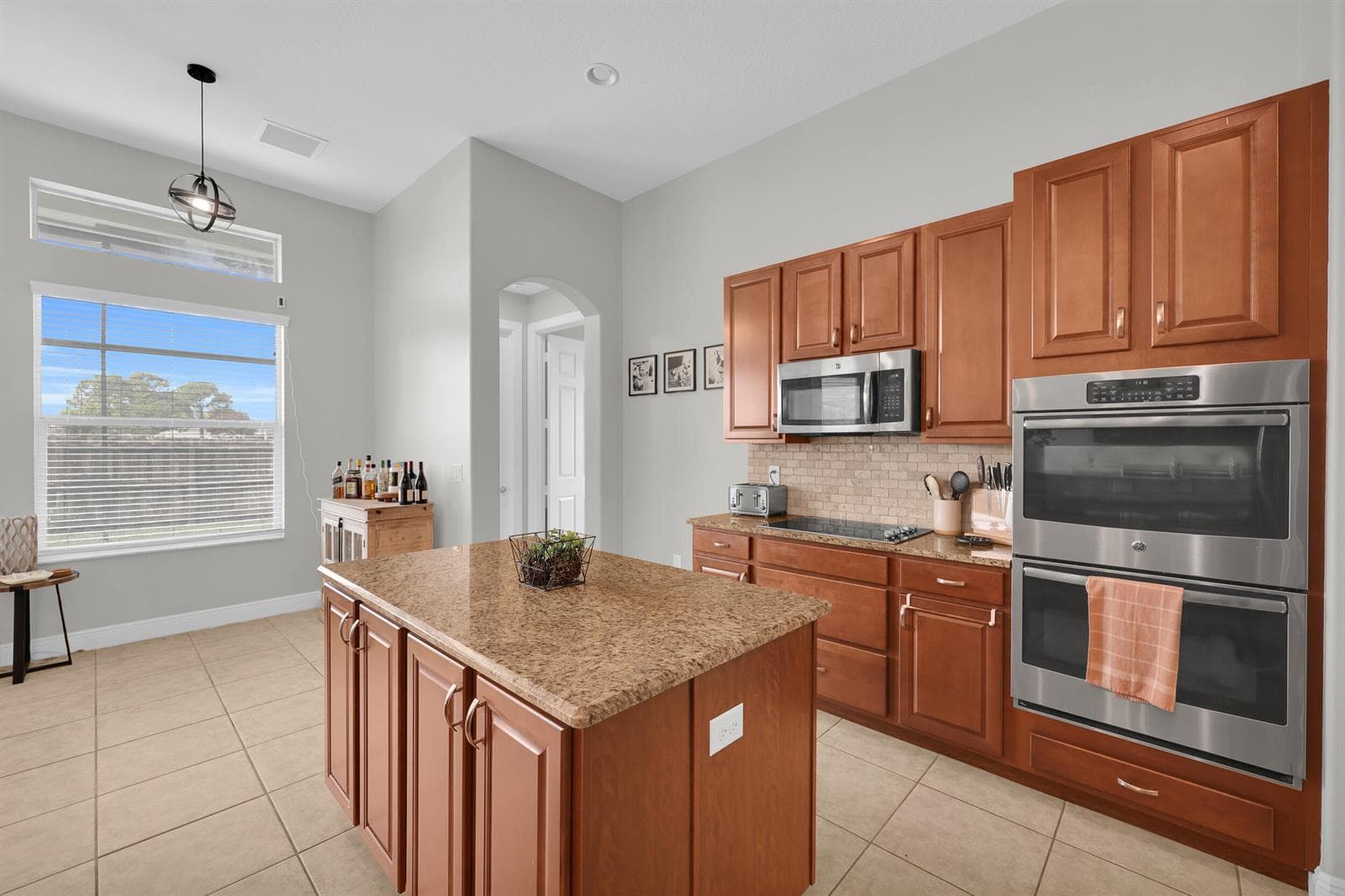 5816 NW Whitecap Road photo 18