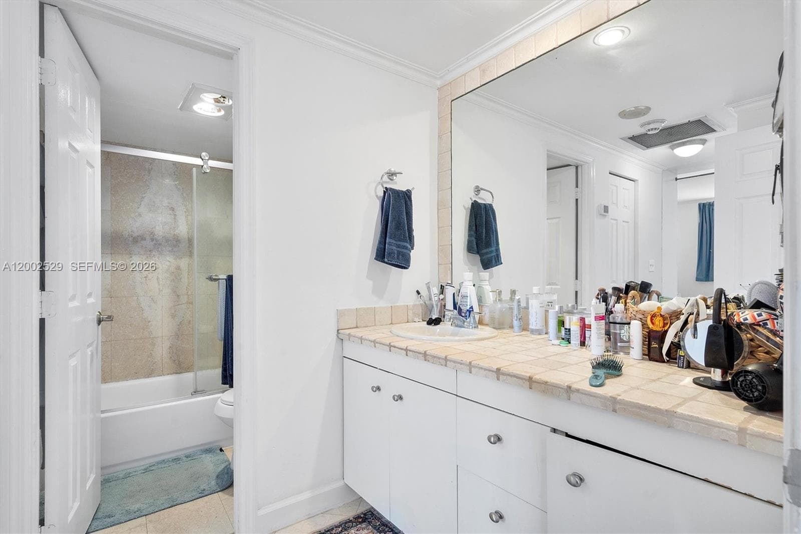 300 Bayview Dr 1503 photo 25