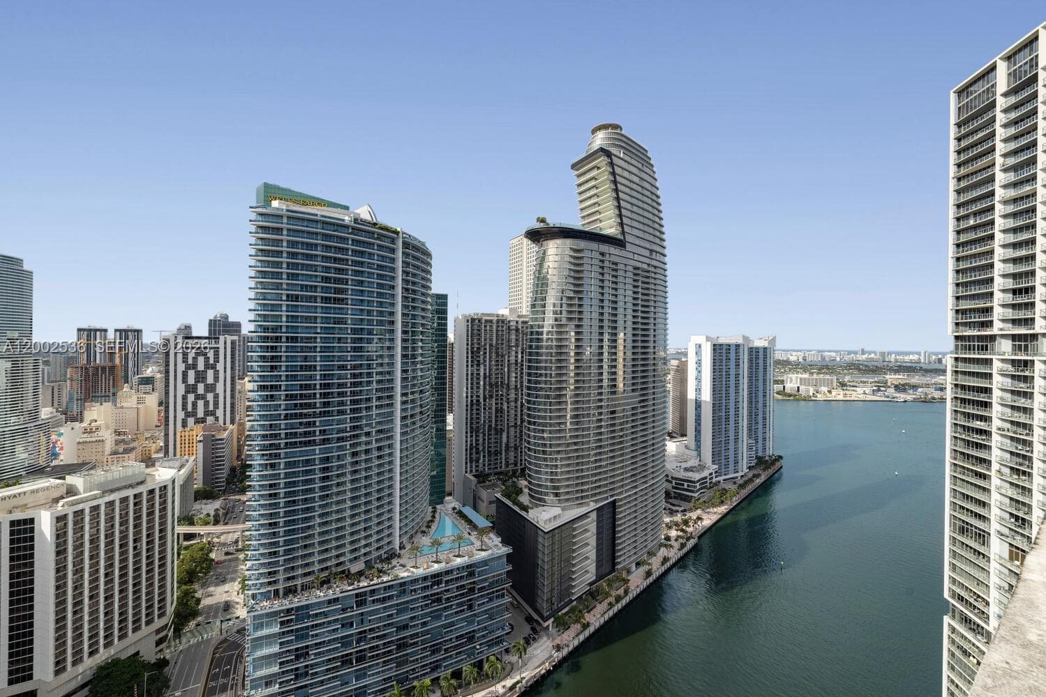 485 Brickell Ave 4104 photo 15